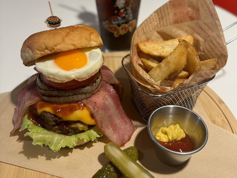 Bettyオリジナルダブルチーズバーガー