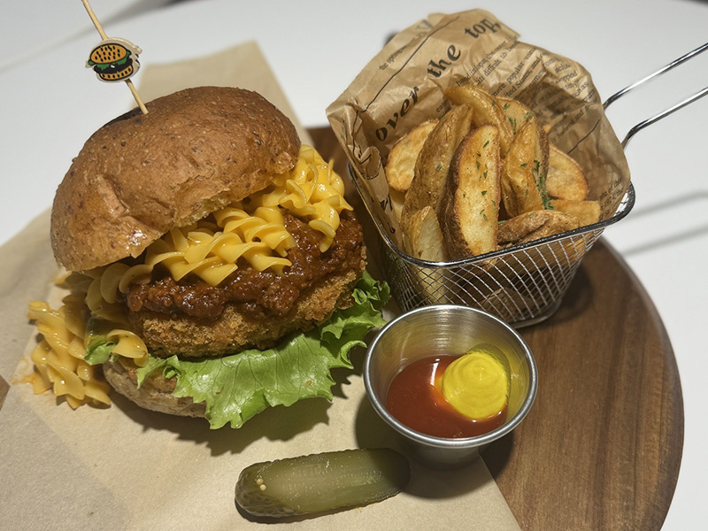 マッケンチーズバーガー