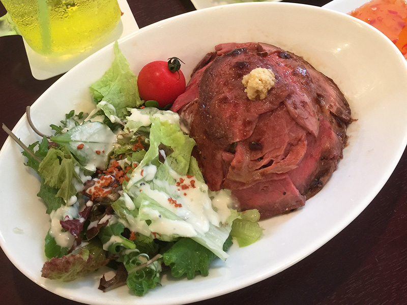 ローストビーフ丼